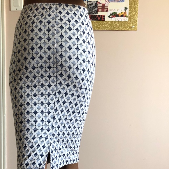 Perfect work skirt duo black & white blue & white - Picture 3 of 4